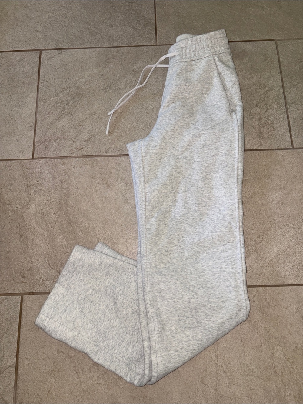 LULULEMON Scuba Mid Rise Straight Leg Pant